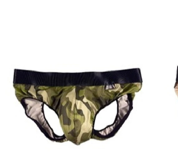 Woodland Camo Y-Strap in Green